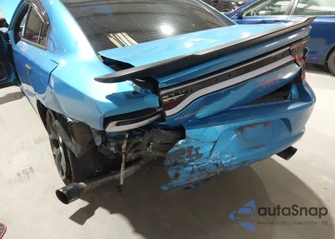 2015 Dodge Charger R/T z USA, uszkodzony, nr VIN 2C3CDXCT7FH777509